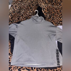 Womens nike therma fit top